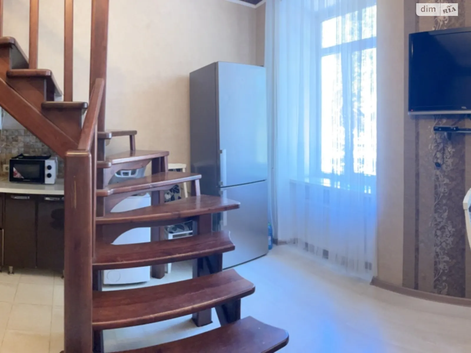 Продается 3-комнатная квартира 101 кв. м в Ивано-Франковске, ул. Гетьмана Ивана Мазепы - фото 1