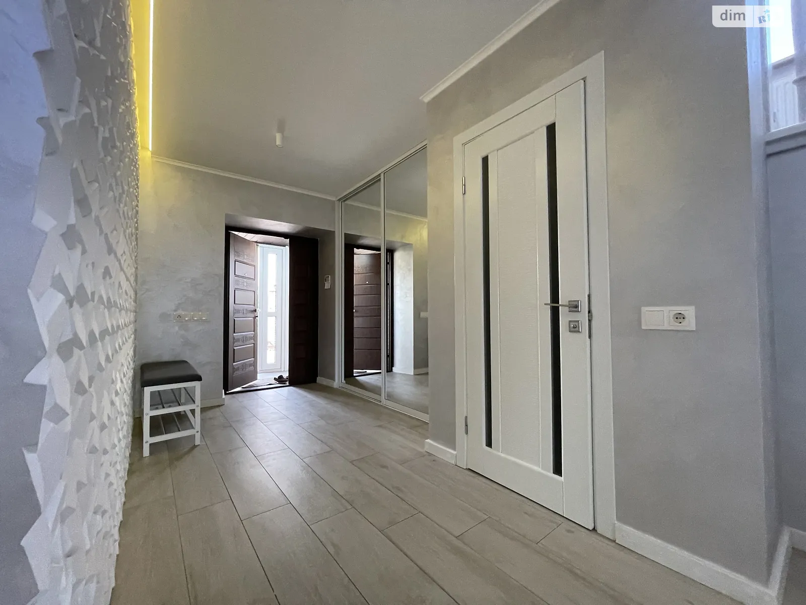 Продается дом на 2 этажа 150.9 кв. м с балконом, цена: 168000 $ - фото 1