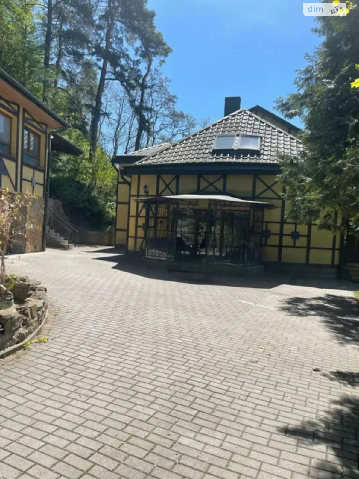 Продается дом на 2 этажа 242 кв. м с мебелью, цена: 395000 $ - фото 1