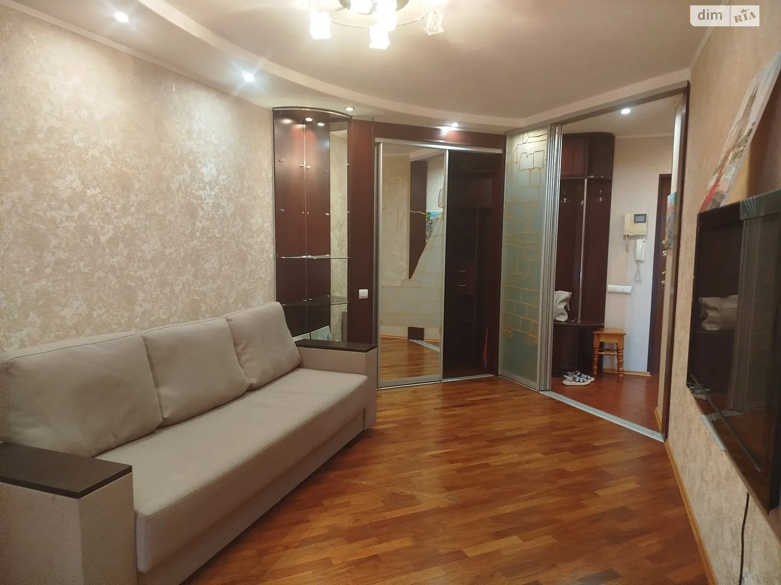 Здається в оренду 1-кімнатна квартира 50 кв. м у Києві, вул. Януша Корчака, 64 - фото 1