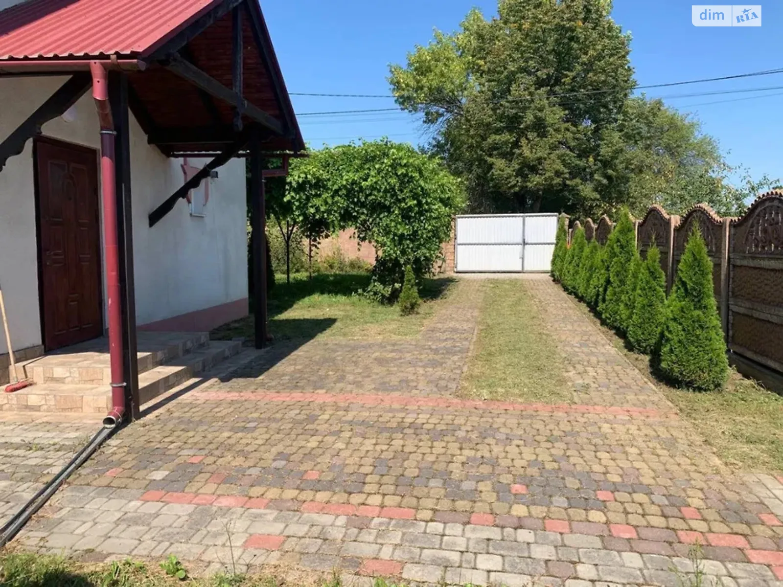 Продается дом на 2 этажа 160 кв. м с участком, цена: 80000 $ - фото 1