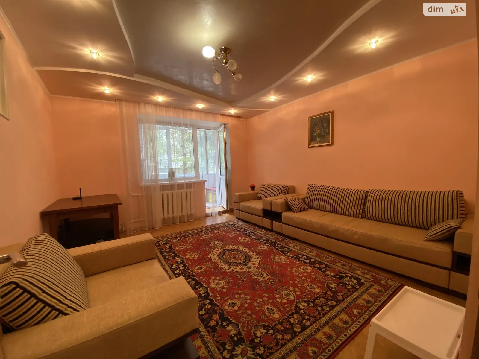 Продается 3-комнатная квартира 58.5 кв. м в Львове, ул. Стрыйская - фото 1