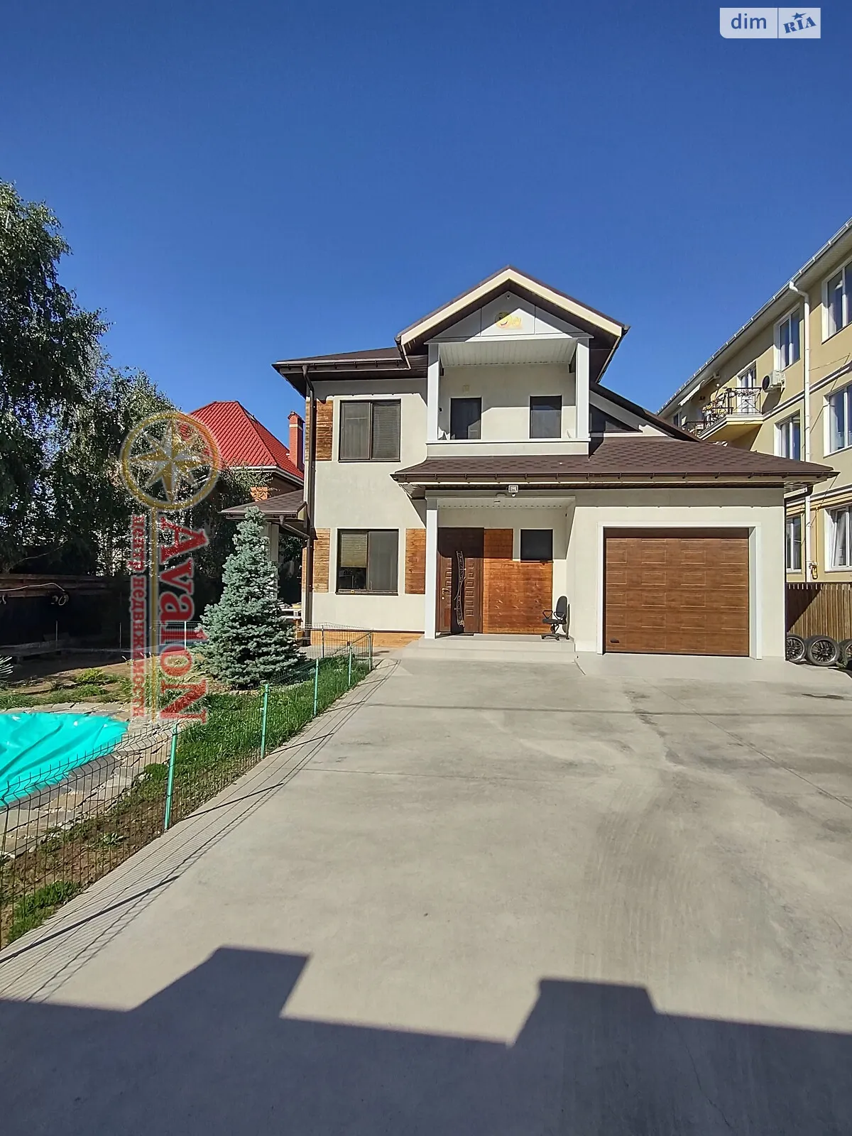 Продается дом на 2 этажа 175.5 кв. м с балконом, цена: 240000 $ - фото 1