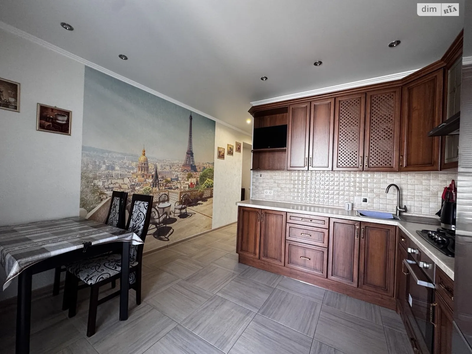 Продается 3-комнатная квартира 88 кв. м в Хмельницком, ул. Трудовая - фото 1