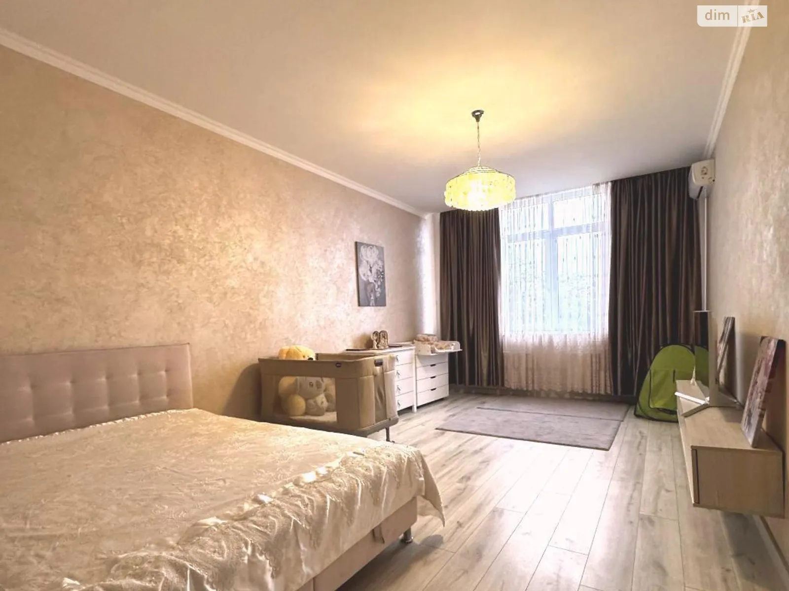 Продается 1-комнатная квартира 58 кв. м в Одессе, бул. Французский, 26 корпус 1 - фото 1