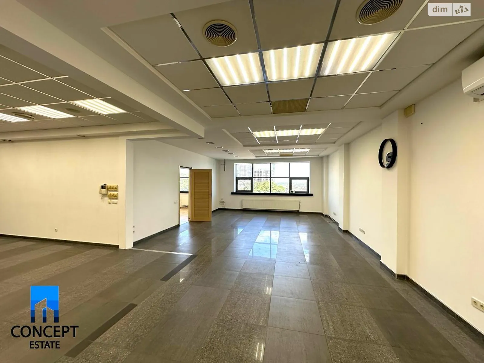 Продается офис 157.5 кв. м в бизнес-центре, цена: 150000 $ - фото 1