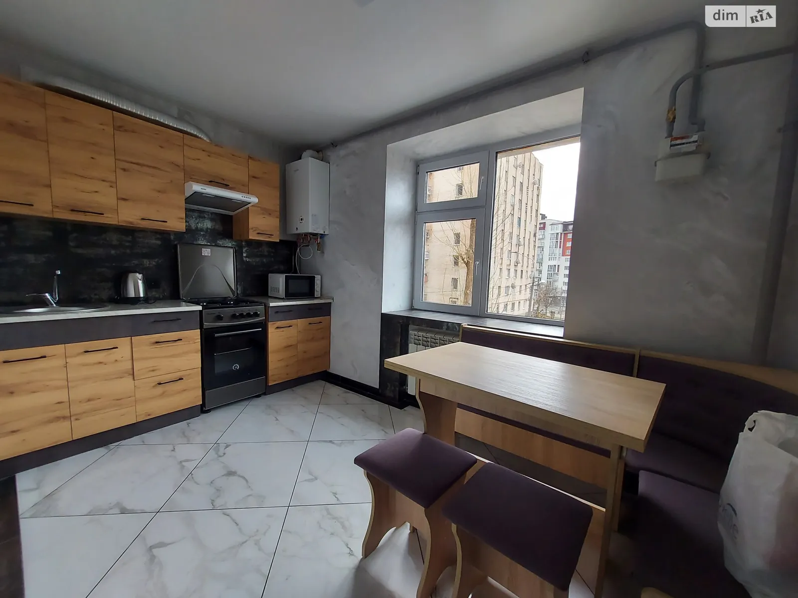 1-комнатная квартира 42 кв. м в Тернополе, ул. Патриарха Любомира Гузара(Чалдаева) - фото 1