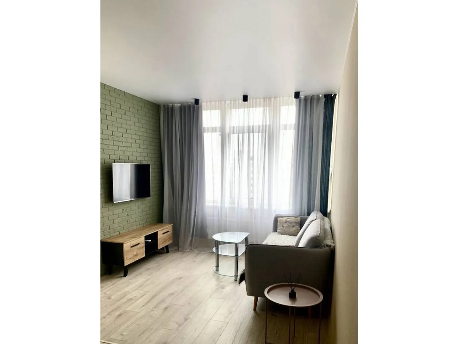 Продается 1-комнатная квартира 43.1 кв. м в Лиманке, ул. Жемчужная, 9 - фото 1