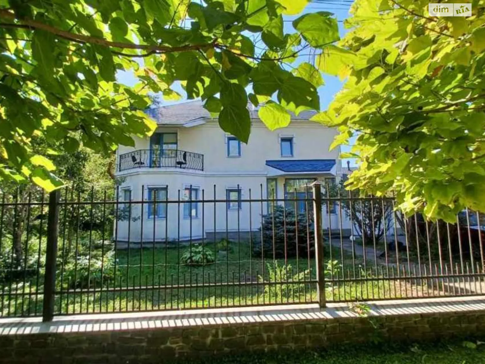 Продается дом на 2 этажа 255 кв. м с террасой, цена: 275000 $ - фото 1