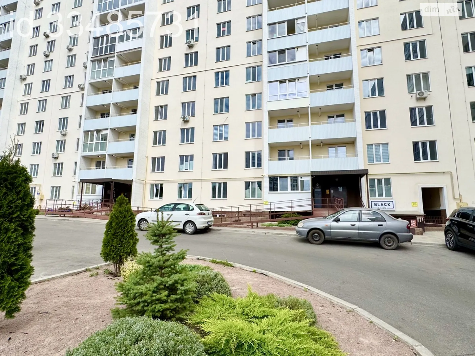 Продается 2-комнатная квартира 76 кв. м в Чернигове, ул. Независимости, 21 - фото 1
