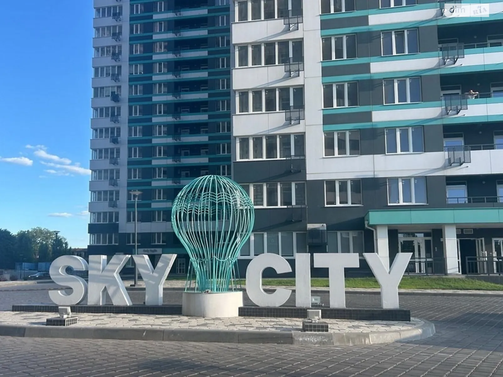 Продается 1-комнатная квартира 47 кв. м в Одессе, ул. Варненская, 29 корпус 3 - фото 1