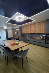 Продажа дома, Ивано-Франковская, Криховцы (Ивано-Франковск)