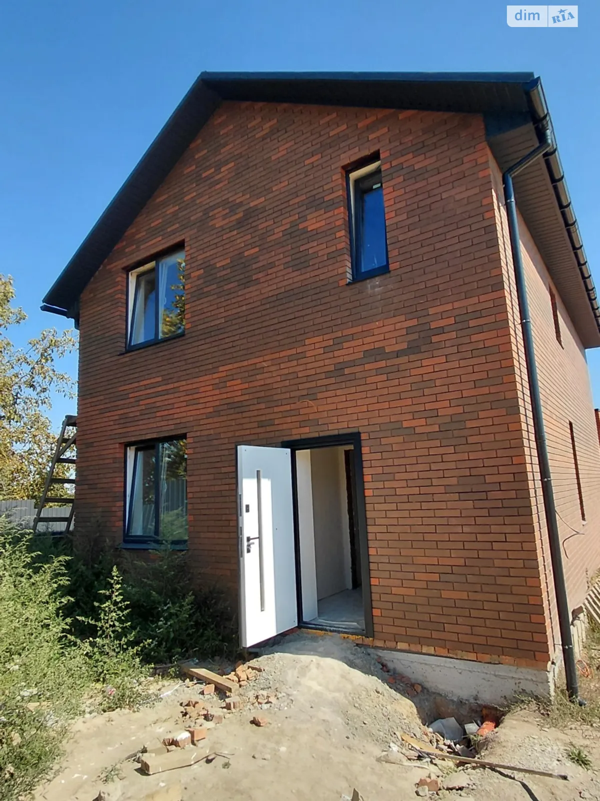 Продается дом на 2 этажа 107 кв. м с мансардой, цена: 88000 $ - фото 1