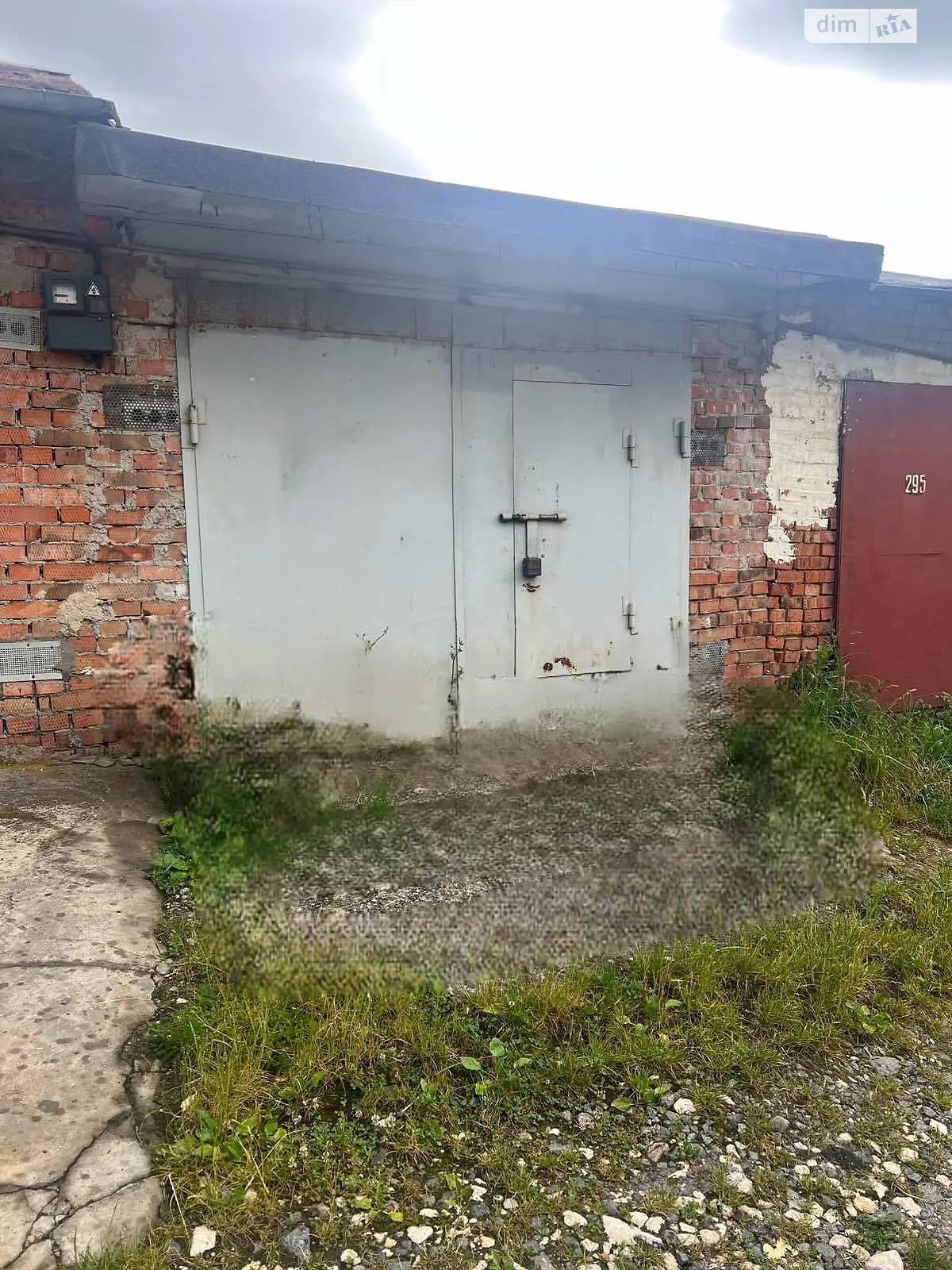 Продается место в гаражном кооперативе под легковое авто на 20.1 кв. м, цена: 4800 $ - фото 1