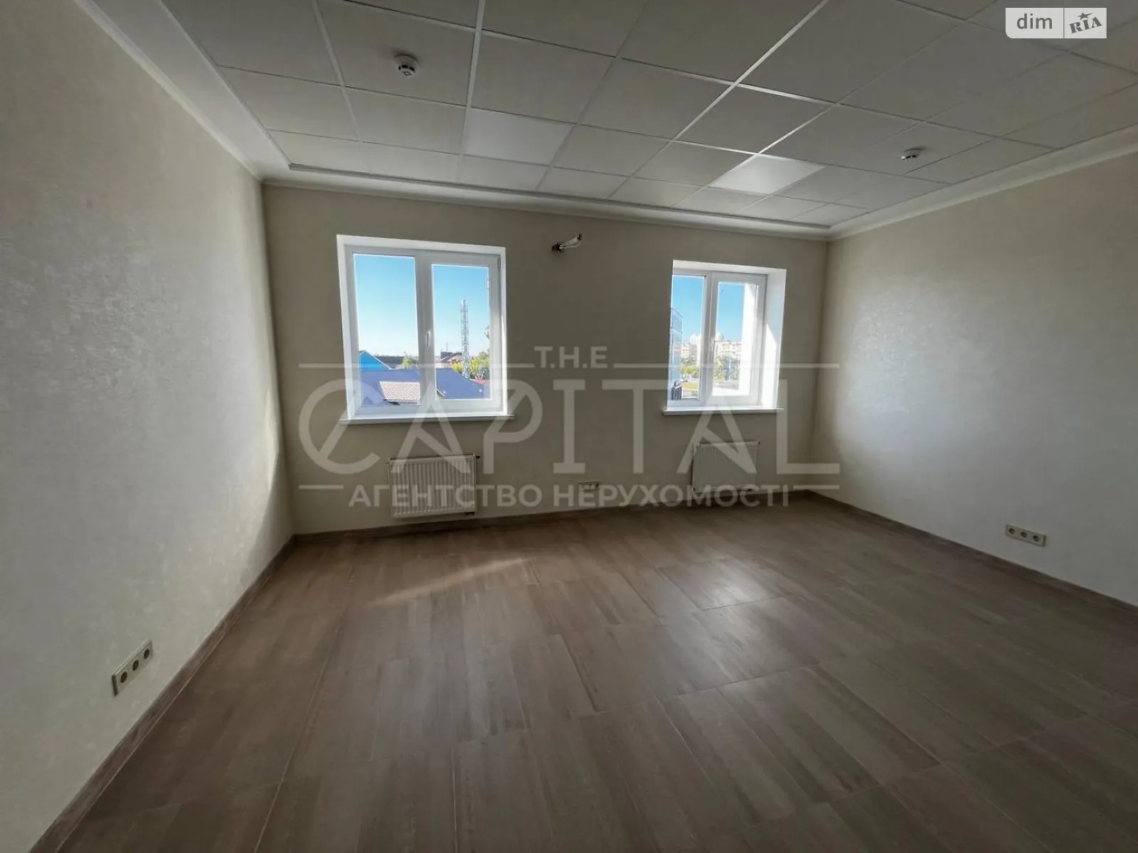 Сдается в аренду офис 430 кв. м в бизнес-центре, цена: 3650 $ - фото 1