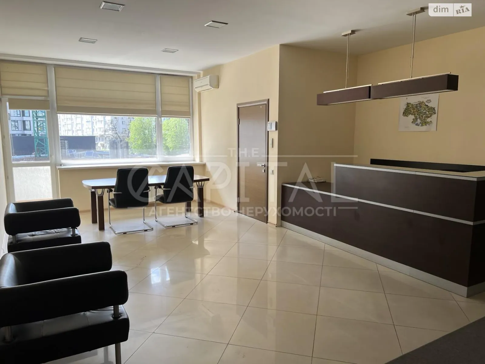 Сдается в аренду офис 275 кв. м в бизнес-центре, цена: 3300 $ - фото 1