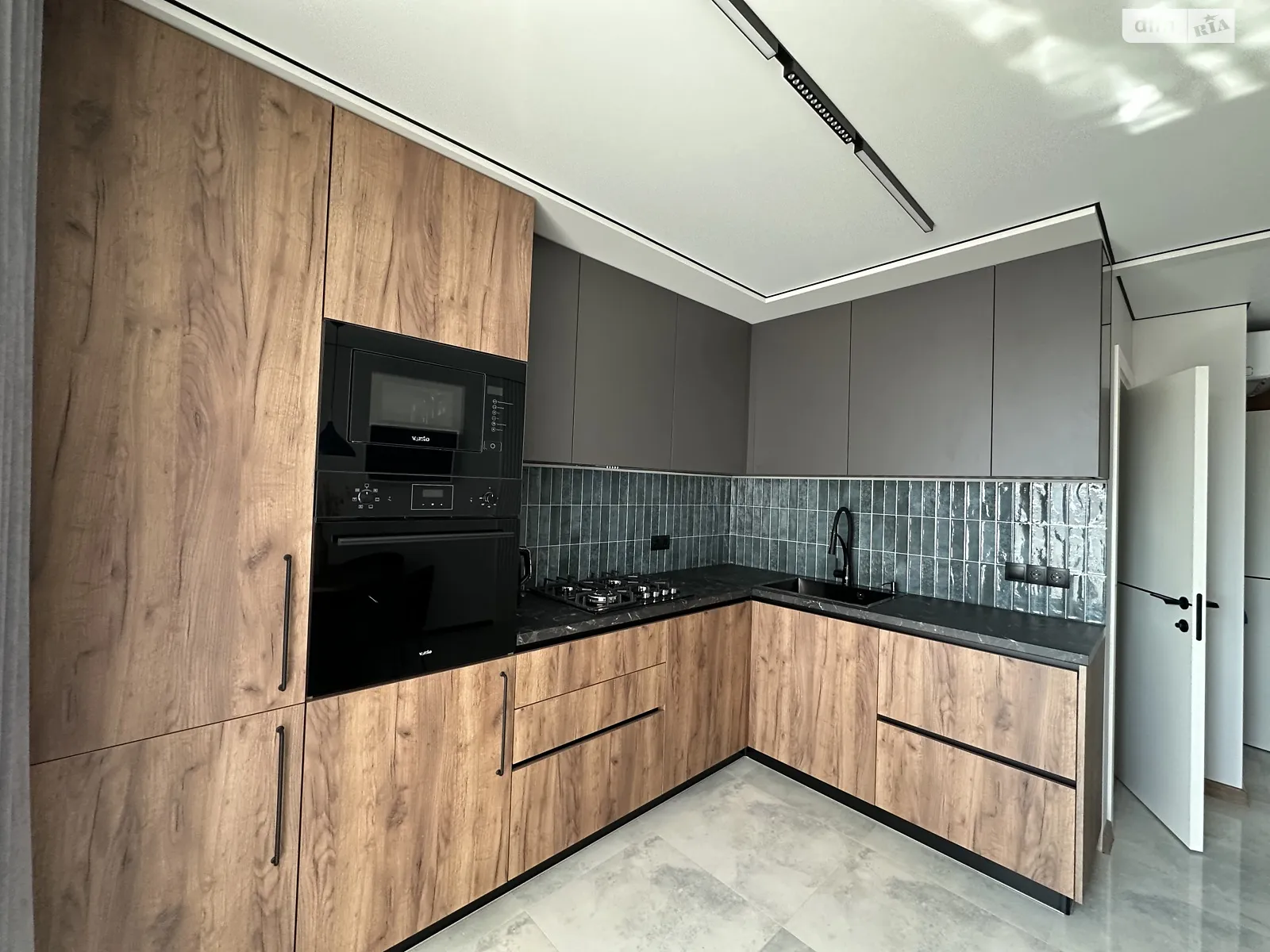 2-комнатная квартира 74 кв. м в Тернополе, цена: 94500 $ - фото 1