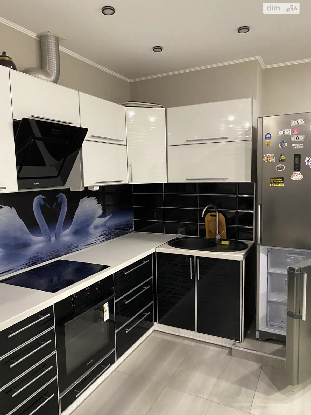 Продается 1-комнатная квартира 43.3 кв. м в Киеве, бул. Ярослава Гашека, 20 - фото 1