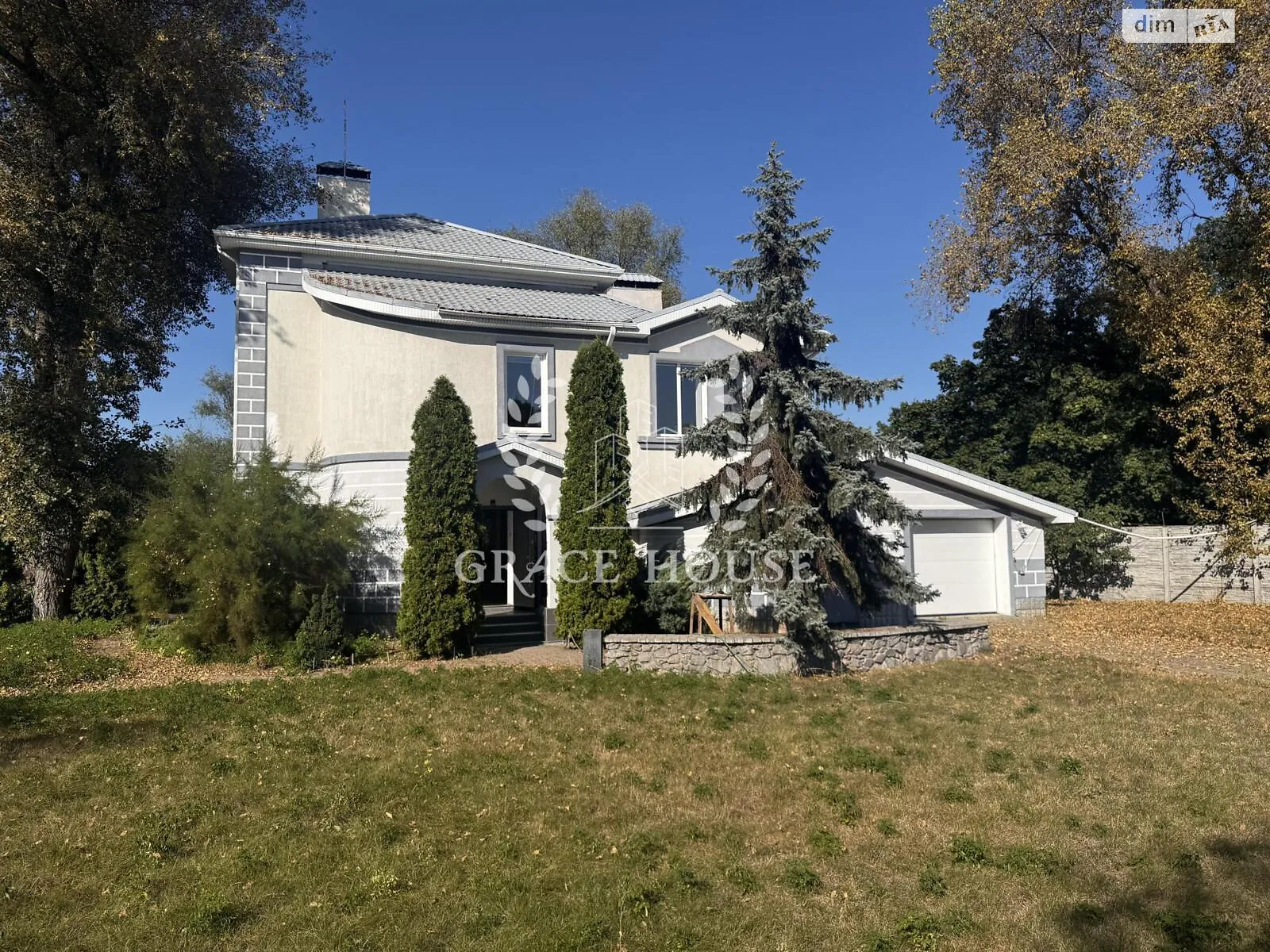 Сдается в аренду дом на 3 этажа 302 кв. м с беседкой, цена: 2000 $ - фото 1