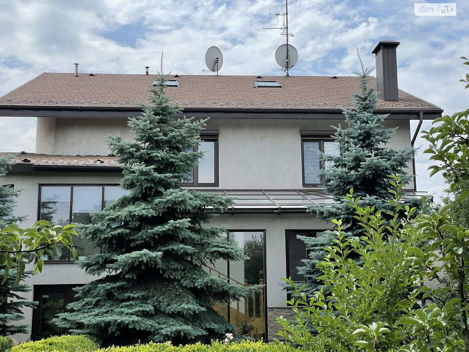 Продается дом на 2 этажа 600 кв. м с террасой, цена: 450000 $ - фото 1