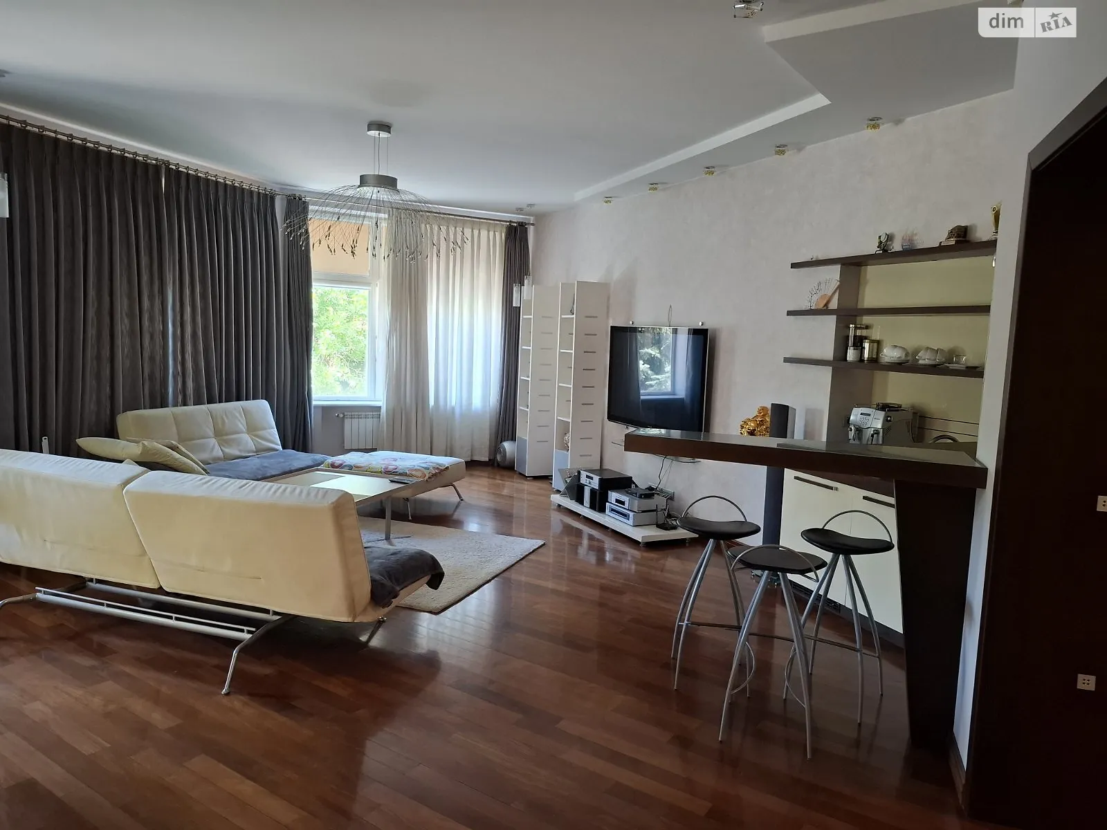 Продается 2-комнатная квартира 154 кв. м в Одессе, ул. Балтиморская(Посмитного), 9А - фото 1