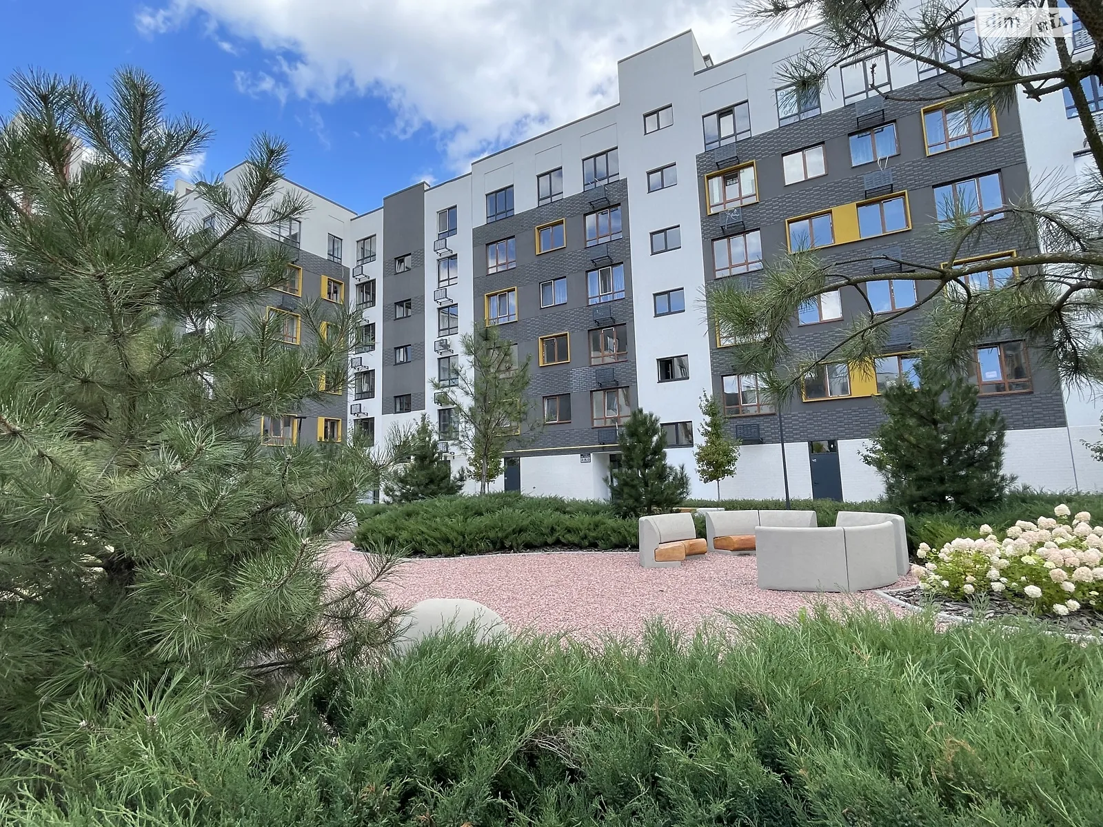 Продается 1-комнатная квартира 40 кв. м в Ирпене, ул. Соборная(ІІІ Интернационала), 2К/21 - фото 1