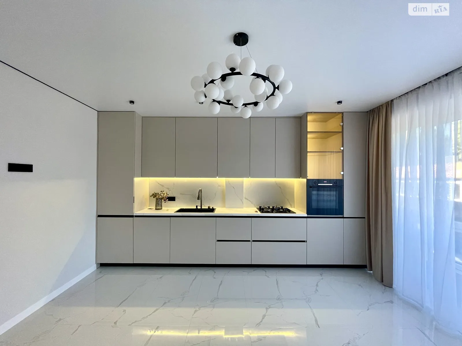 Продається 2-кімнатна квартира 68 кв. м у Ірпені, вул. Виговського(Суворова), 2Д/3 - фото 1