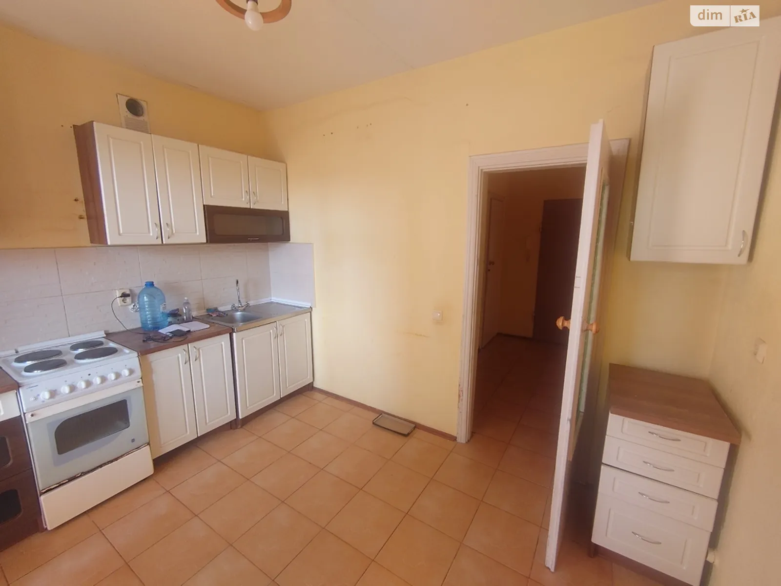 Продается 2-комнатная квартира 58 кв. м в Киеве, ул. Алма-Атинская, 41Б - фото 1