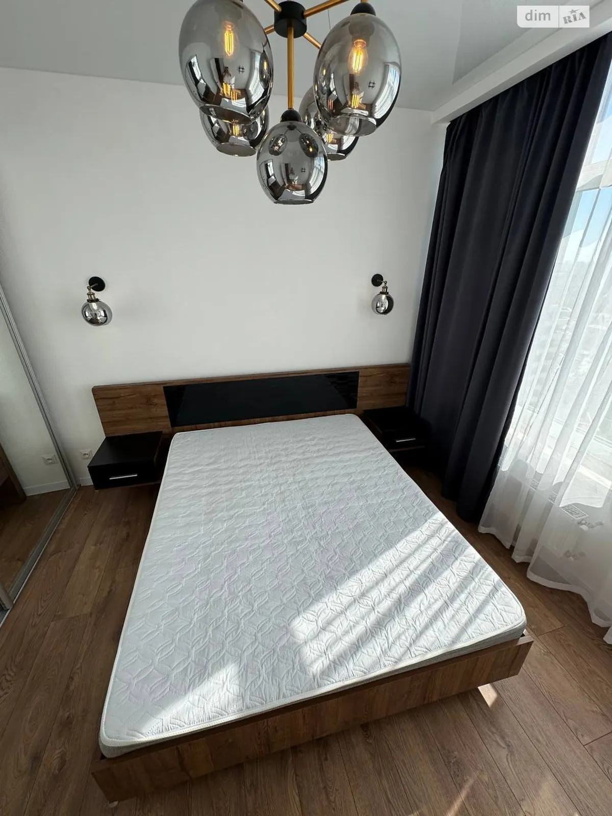Продается 1-комнатная квартира 38 кв. м в Одессе, ул. Валерия Самофалова, 16А/4 - фото 1