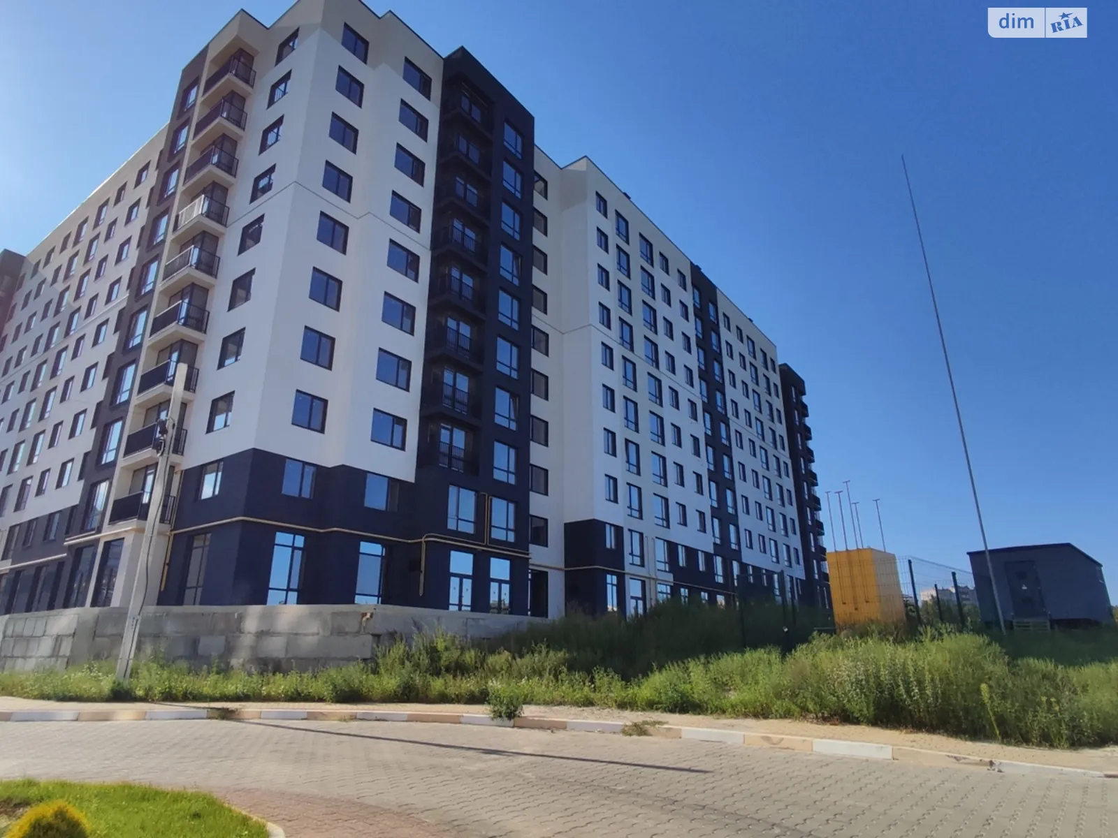 Продается 2-комнатная квартира 65 кв. м в Буче, ул. Ивана Кожедуба, 8 - фото 1