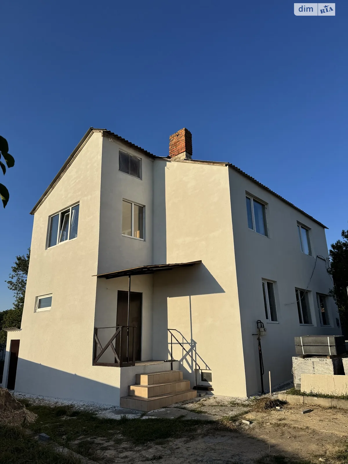 Продается дом на 2 этажа 197 кв. м с верандой, цена: 65000 $ - фото 1