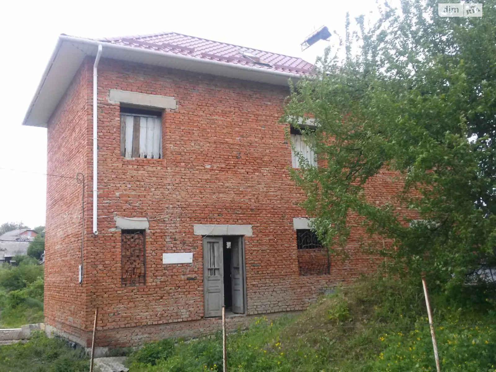 Продается дом на 2 этажа 194.1 кв. м с баней/сауной, цена: 30500 $ - фото 1