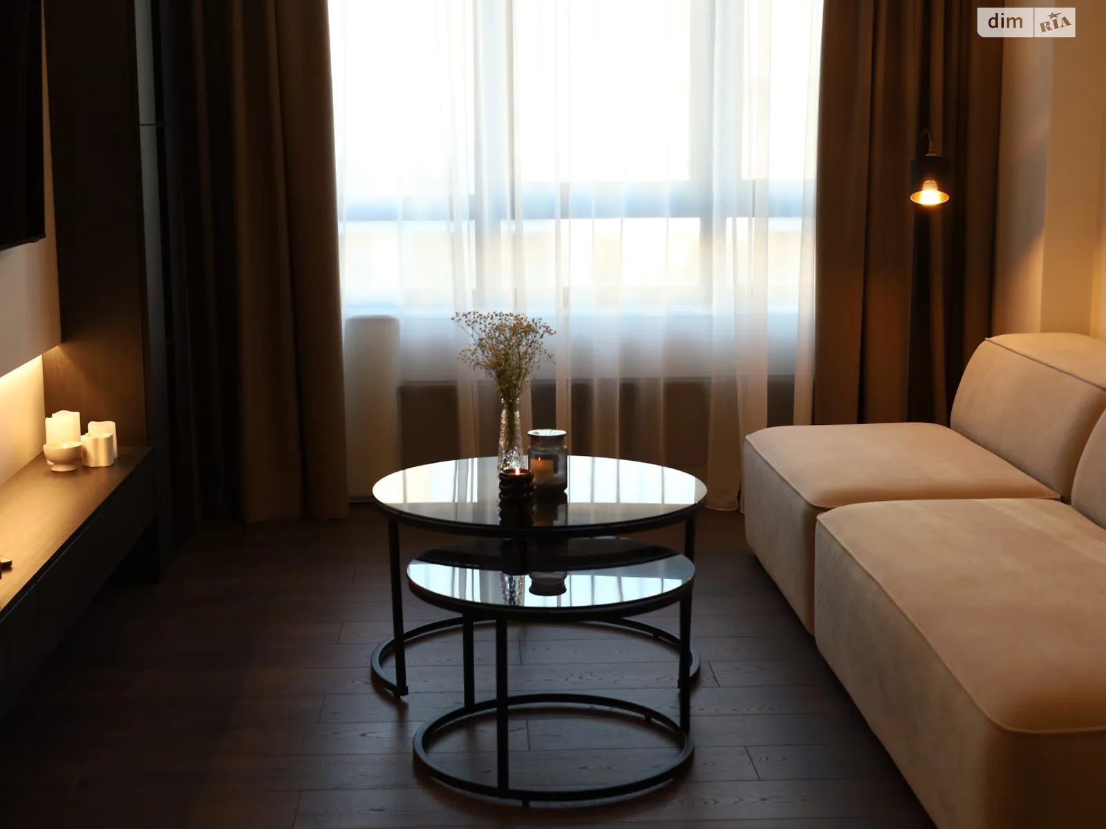 Здається в оренду 1-кімнатна квартира 39.6 кв. м у Києві, вул. Салютна, 2 - фото 1