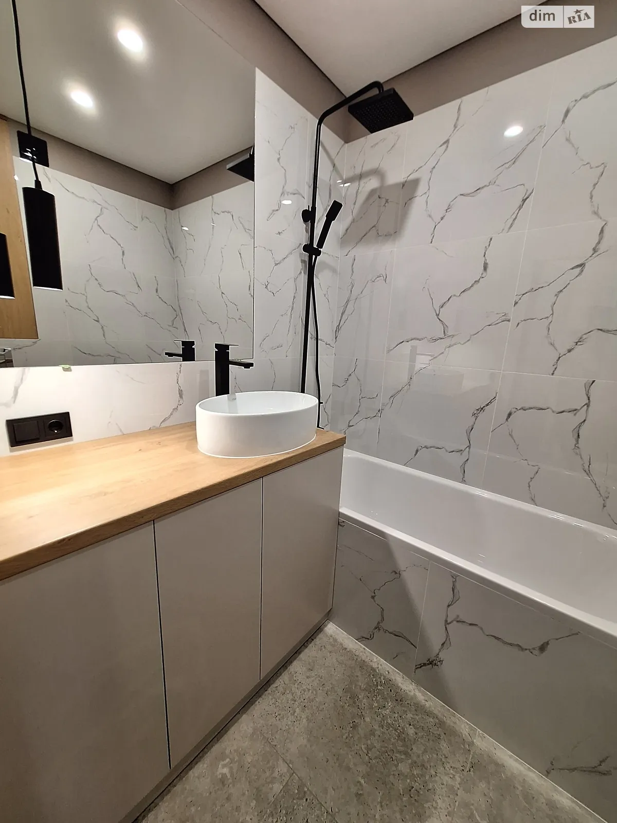 Продается 1-комнатная квартира 39 кв. м в Ирпене, ул. Ольги Кобылянской(Достоевского), 1В/25 - фото 1