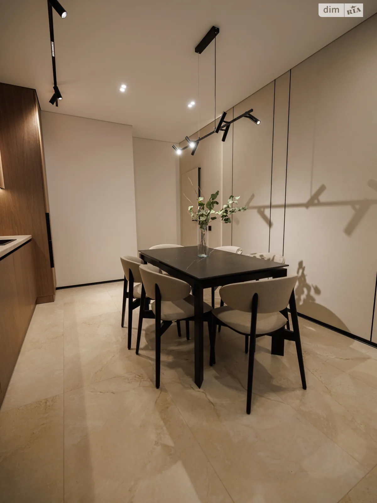 ул. Гетьмана Ивана Мазепы, 164 корпус 2 Центр Ивано-Франковск ЖК Городок Липки - фото 4