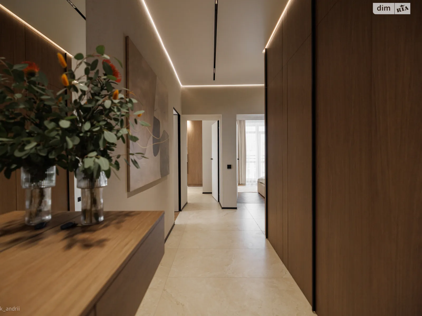 Продается 2-комнатная квартира 65.1 кв. м в Ивано-Франковске, ул. Гетьмана Ивана Мазепы, 164 корпус 2 - фото 1