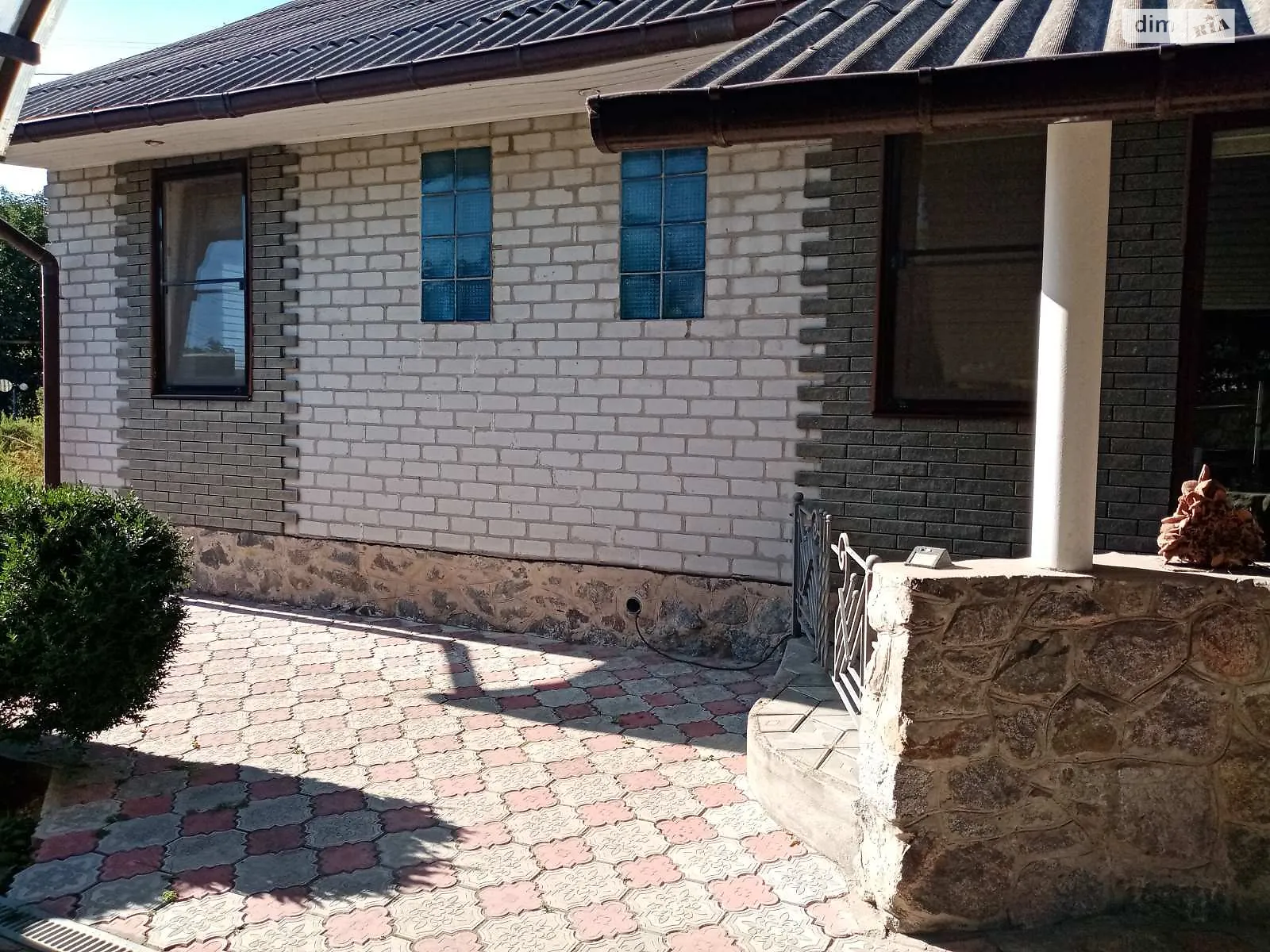 Продается дом на 2 этажа 115 кв. м с террасой, цена: 70000 $ - фото 1