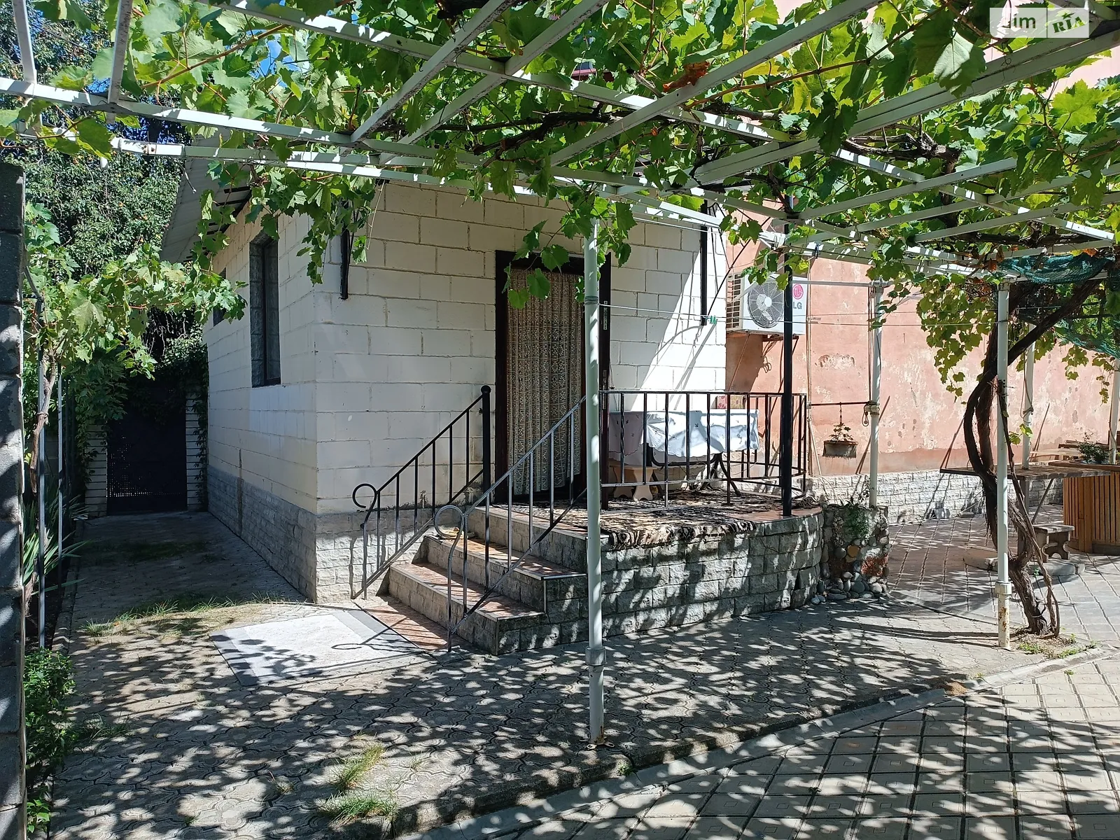 Продається 2-кімнатна квартира 77.3 кв. м у Миколаєві, просп. Миру - фото 1