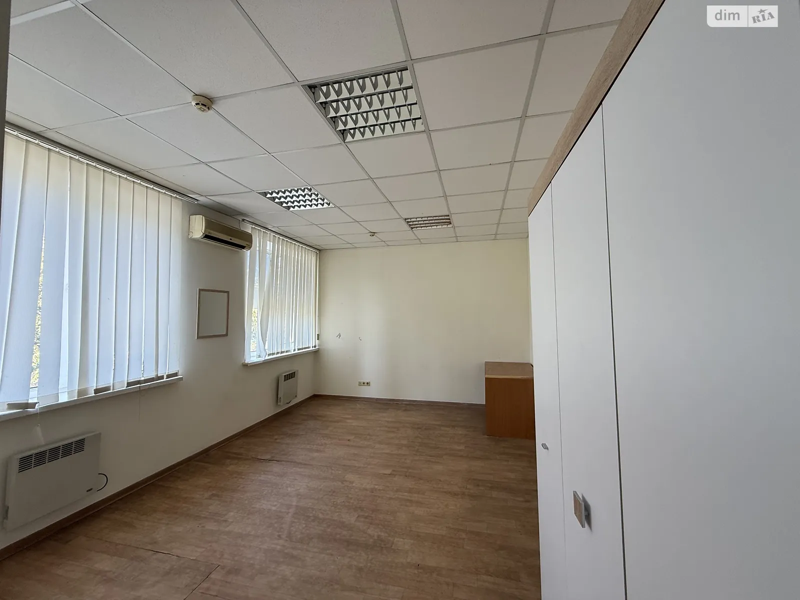 Сдается в аренду объект сферы услуг 420 кв. м в 4-этажном здании, цена: 63000 грн - фото 1