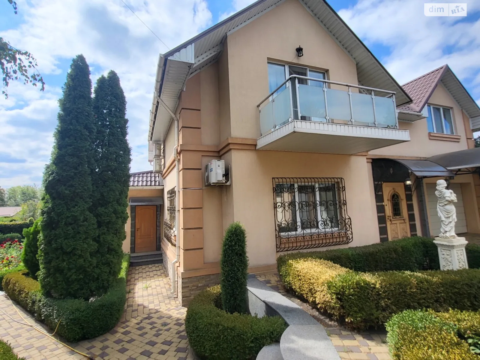 Продается дом на 2 этажа 245.5 кв. м с террасой, цена: 155000 $ - фото 1
