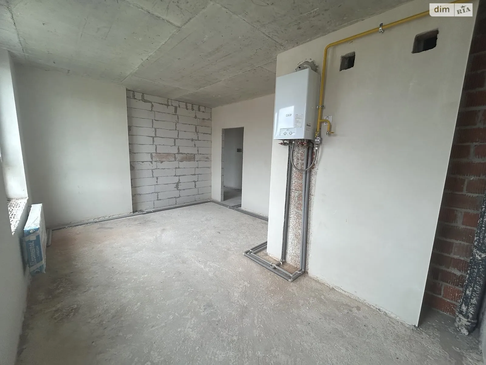 Продается 2-комнатная квартира 65 кв. м в Черновцах, ул. Киевская, 31К - фото 1