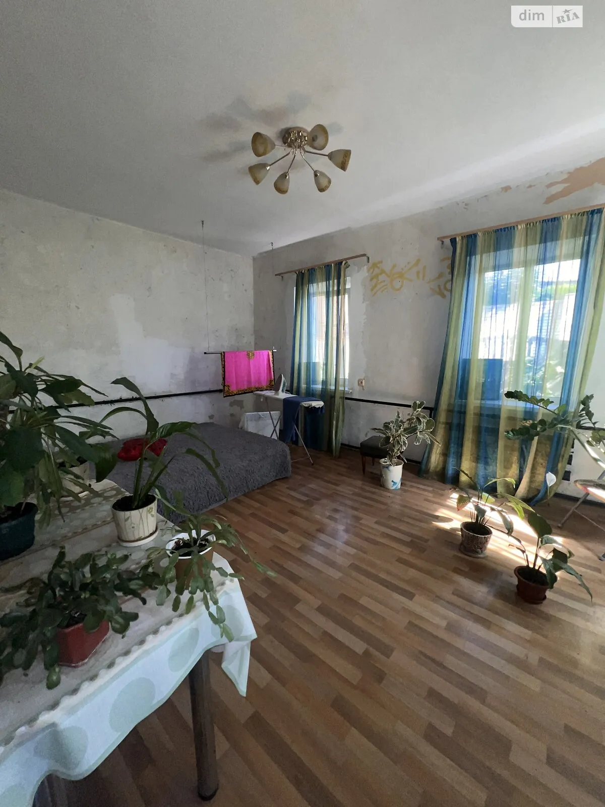 Продается одноэтажный дом 80 кв. м с бассейном, цена: 73000 $ - фото 1
