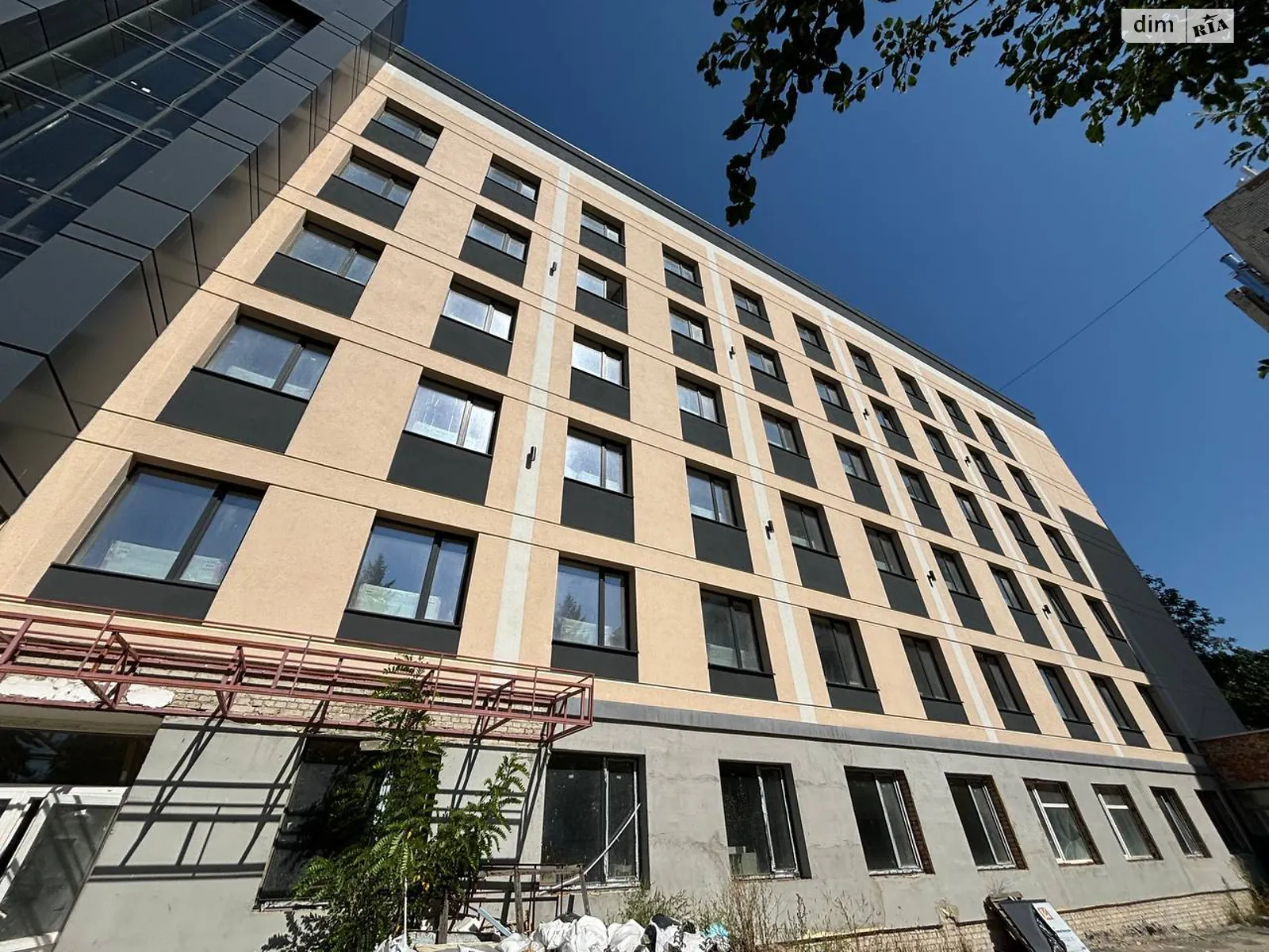 Продается офис 3080 кв. м в бизнес-центре, цена: 3000000 $ - фото 1
