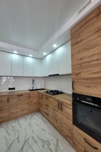 Продажа квартиры, Ивано-Франковск, р‑н. Арсенал, Национальной Гвардии (Советской Армии) улица, дом 14В