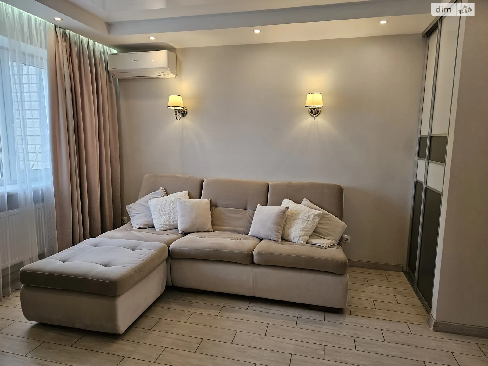 Продается 1-комнатная квартира 42 кв. м в Днепре, ул. Гоголя, 10А - фото 1