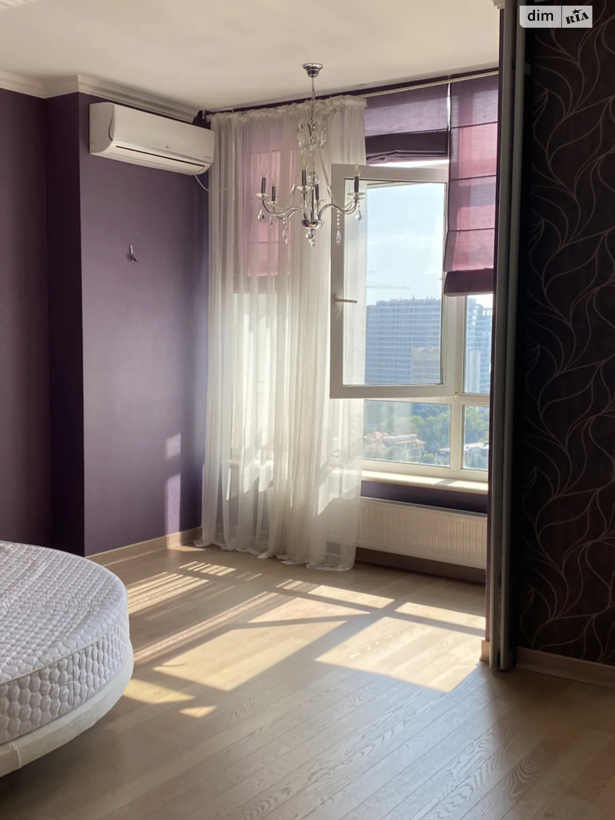 Продается 1-комнатная квартира 57 кв. м в Одессе, бул. Французский, 22 корпус 2 - фото 1