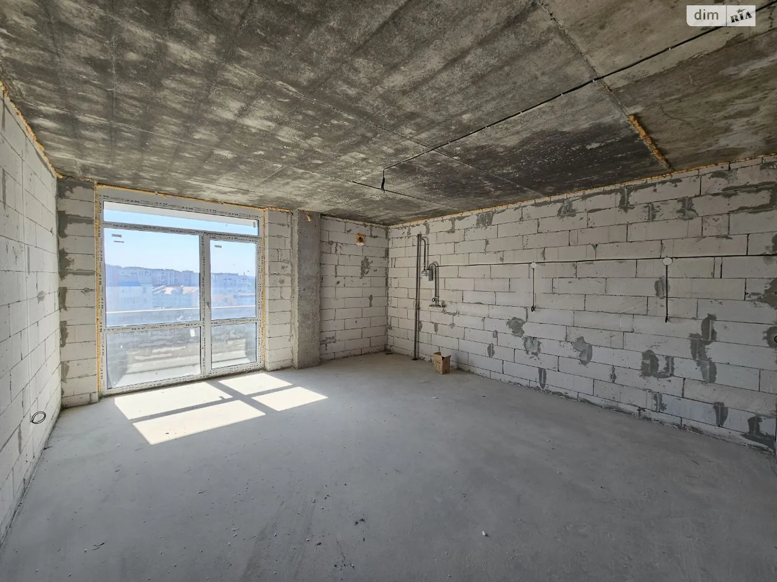 2-комнатная квартира 93.36 кв. м в Тернополе, ул. Евгения Коновальца - фото 1