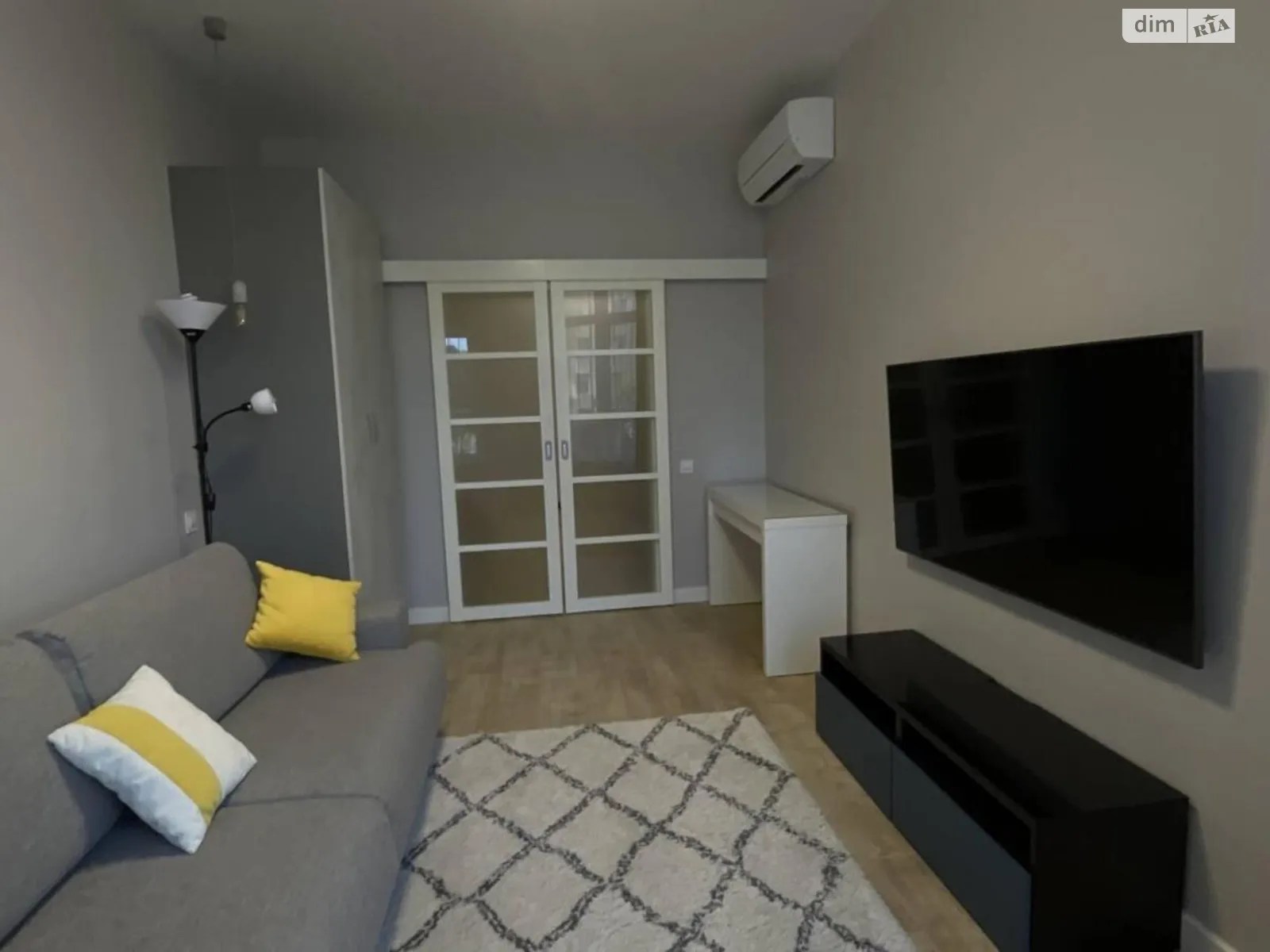 Продается 2-комнатная квартира 55 кв. м в Одессе, бул. Итальянский - фото 1