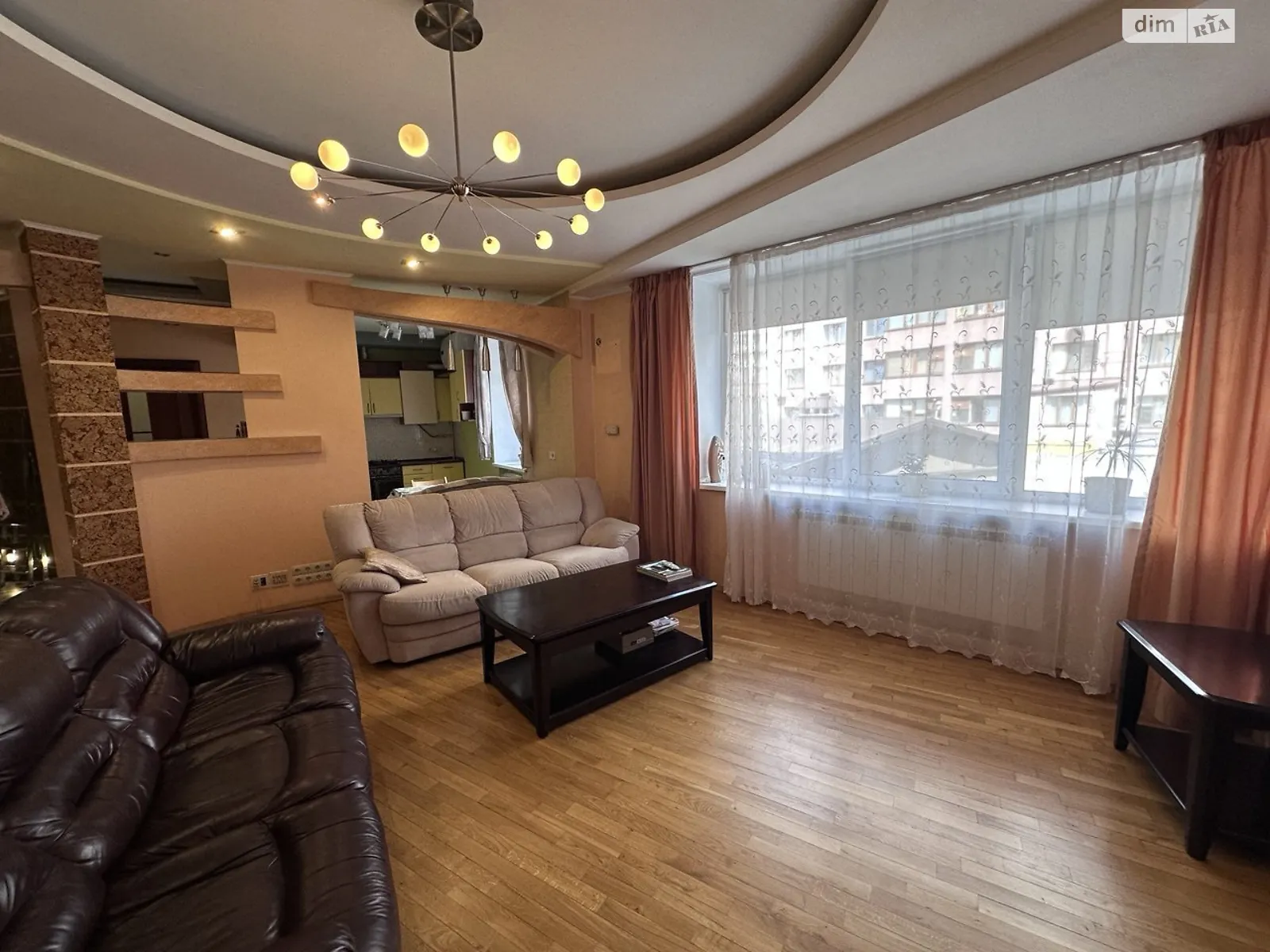 Продается 3-комнатная квартира 84.9 кв. м в Ивано-Франковске, ул. Береговая, 22А - фото 1