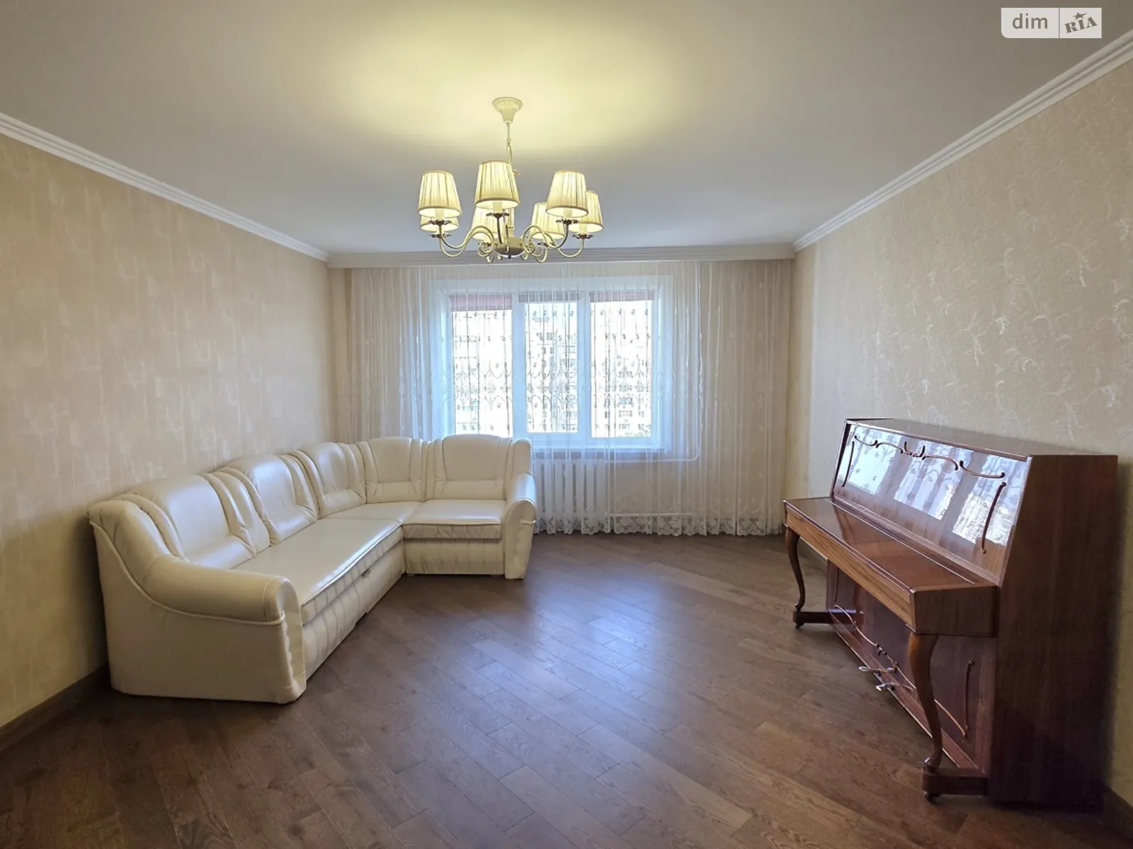 Продается 3-комнатная квартира 90 кв. м в Одессе, ул. Парковая, 79 - фото 1